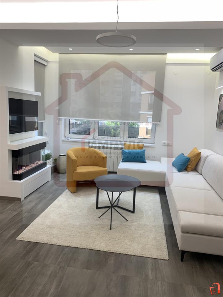 MODEREN TROSOBEN STAN VO KAPISHTEC