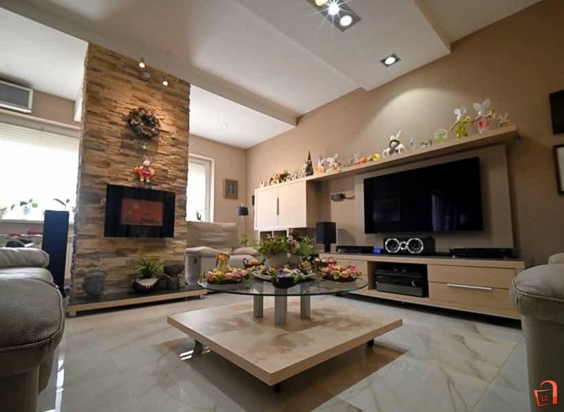 Се продава прекрасна куќа, како нова, во близина на Клинички