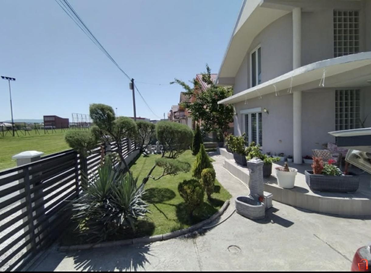 SE prodava kukja vo ilinden