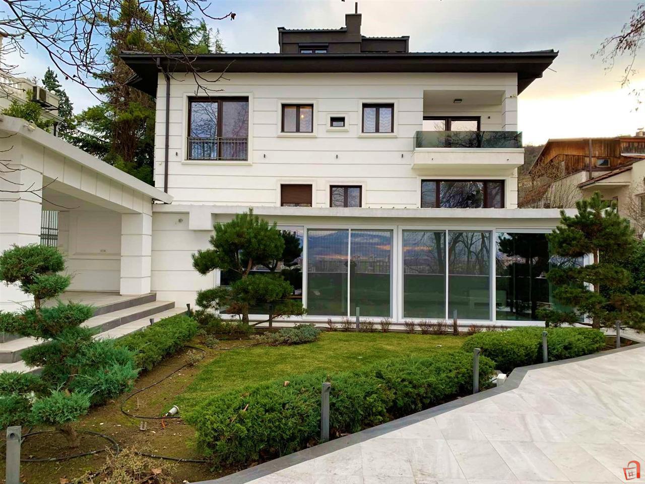 ULTRA LUKSUZNA KUKJA VO ZDANEC